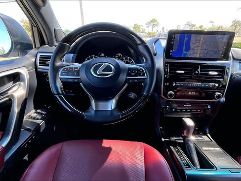 Used 2023 Lexus GX 460 Premium w/ Premium Package image 6