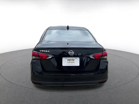 Used 2025 Nissan Versa SV image 12