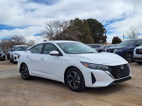New 2025 Nissan Sentra SV image 5