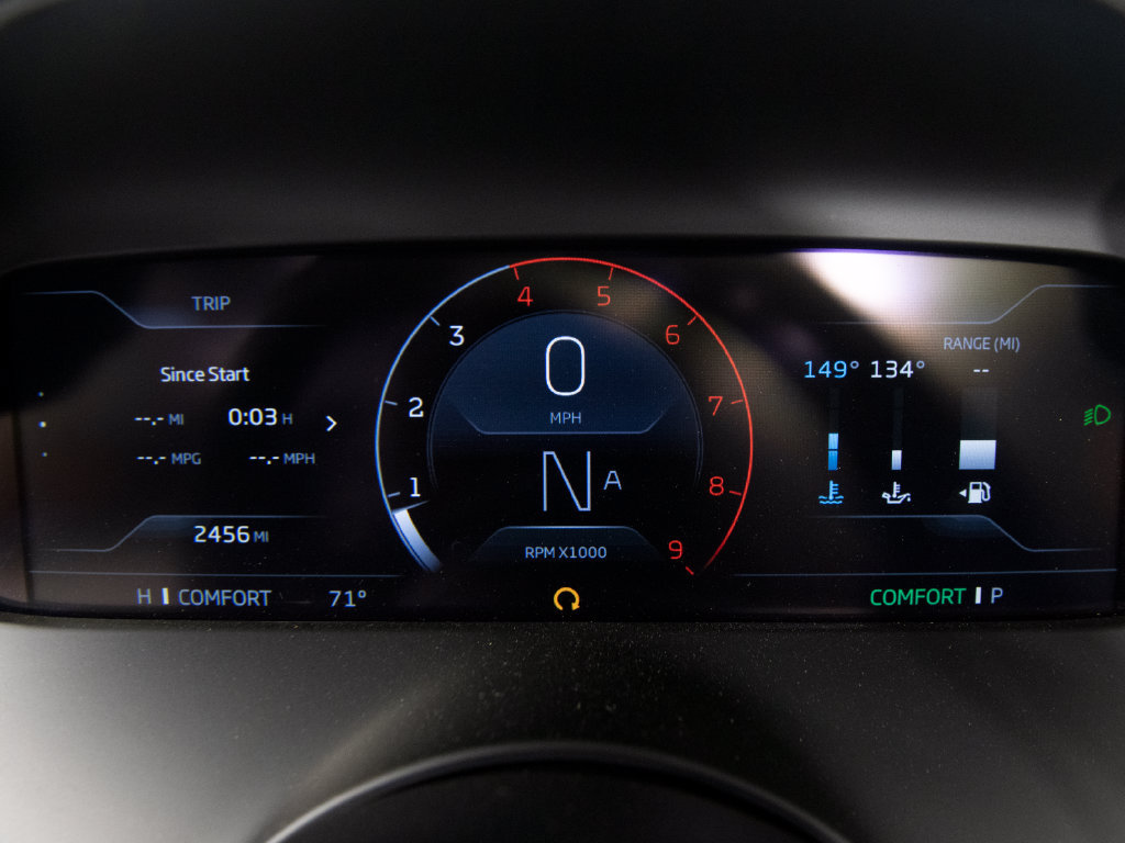 Used 2024 McLaren 750S Spider RWD image 19