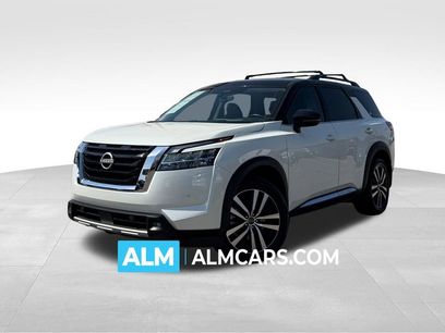 Used 2023 Nissan Pathfinder Platinum