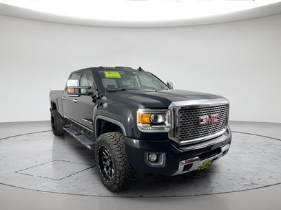 Used 2015 GMC Sierra 2500 Denali w/ Duramax Plus Package