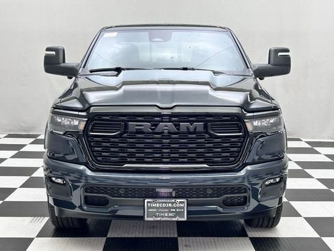New 2026 RAM 1500 4x4 Crew Cab image 3