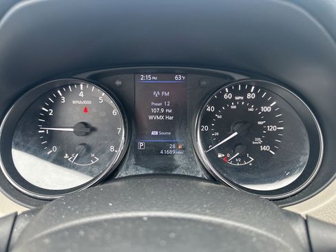 Used 2021 Nissan Rogue Sport SV w/ Technology Package AWD/4WD image 27