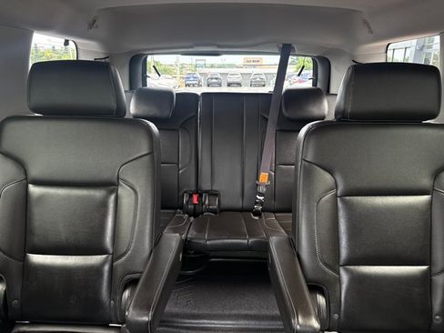 Used 2015 Chevrolet Tahoe LT w/ Luxury Package RWD image 19