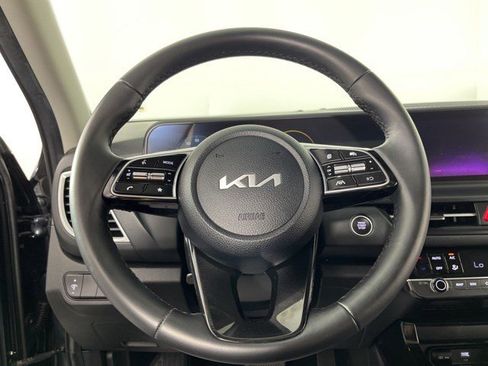 Used 2024 Kia Seltos EX AWD/4WD image 17