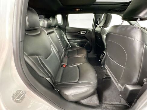 Used 2022 Jeep Compass High Altitude AWD/4WD image 30