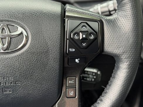Used 2023 Toyota 4Runner TRD Off-Road Premium w/ Moonroof Package AWD/4WD image 11