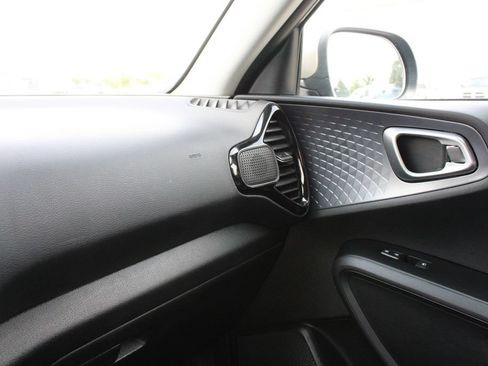 Used 2020 Kia Soul EX FWD image 19