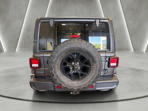 Used 2024 Jeep Wrangler Unlimited AWD/4WD image 5
