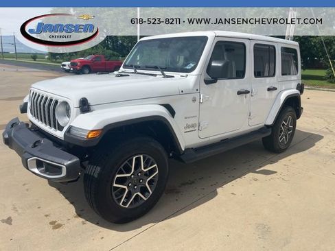 Used 2024 Jeep Wrangler Unlimited Sahara AWD/4WD image 3