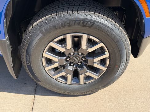 New 2026 Nissan Frontier SV AWD/4WD image 11
