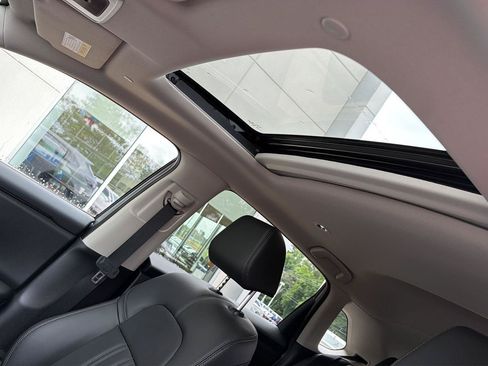 New 2027 Honda HR-V EX-L image 30