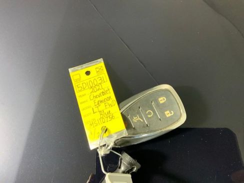 Used 2021 Chevrolet Equinox LT FWD image 44