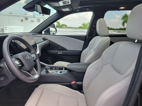 Certified 2024 Lexus TX 350 FWD w/ Technology Package image 24