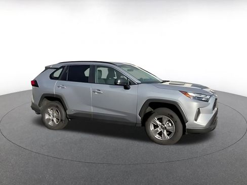 Used 2025 Toyota RAV4 LE image 16