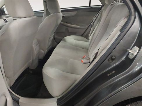 Used 2011 Toyota Corolla LE image 13