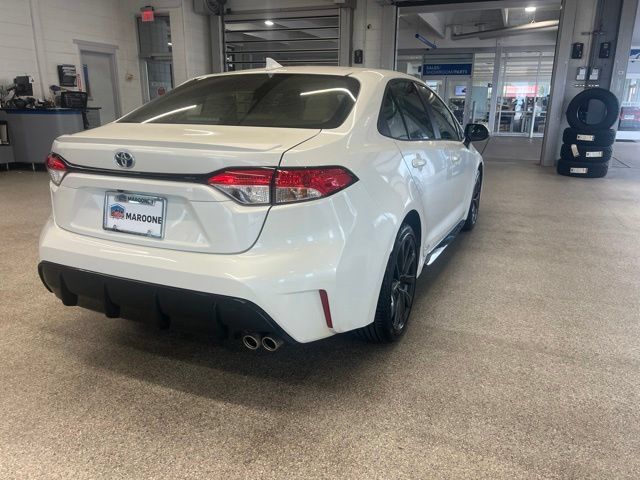 Used 2024 Toyota Corolla SE AWD/4WD image 6