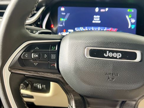 Used 2024 Jeep Grand Cherokee Limited 4xe AWD/4WD image 18