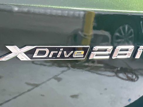 Used 2025 BMW X1 xDrive28i w/ Premium Package image 27