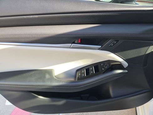 New 2026 MAZDA MAZDA3 2.5 S Sedan w/ Preferred Pkg image 19