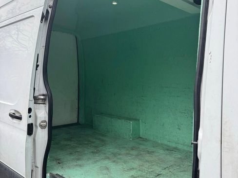 Used 2019 Mercedes-Benz Sprinter 144 image 6