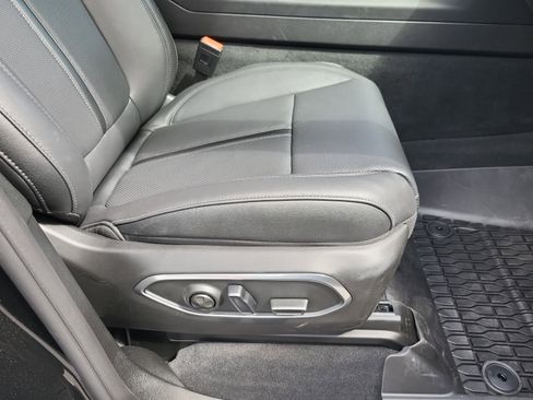New 2026 Jeep Grand Wagoneer Limited AWD/4WD image 22