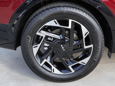 Used 2023 Kia Sportage SX FWD image 11