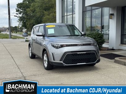 Used 2023 Kia Soul LX w/ LX Technology Package