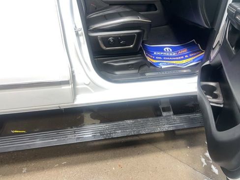 Used 2020 RAM 1500 Limited image 11