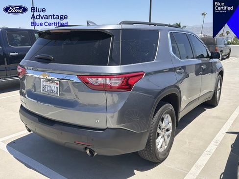 Used 2019 Chevrolet Traverse LT FWD image 9