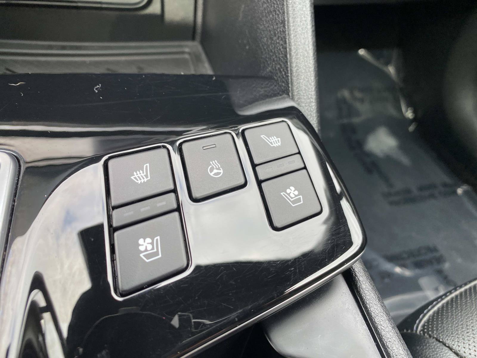 Used 2024 Kia Sportage X-Pro Prestige AWD/4WD image 16
