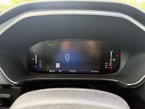 New 2024 Ford Escape SE image 8