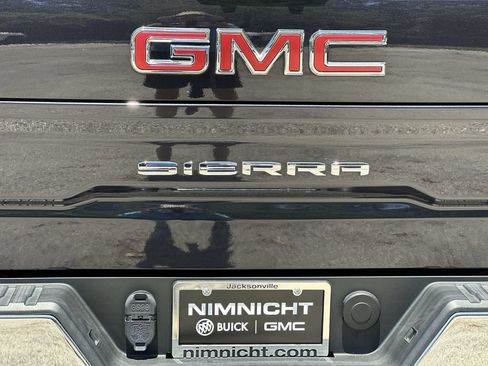 Certified 2023 GMC Sierra 1500 SLT AWD/4WD image 32