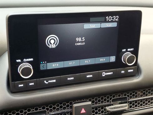 Certified 2025 Honda HR-V Sport image 4