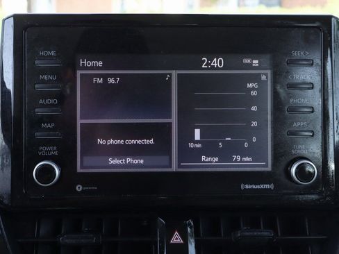 Used 2022 Toyota Corolla Cross L image 26