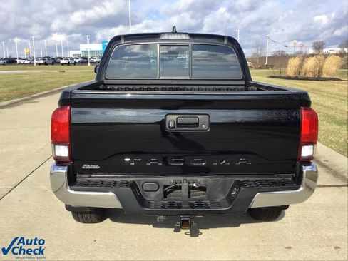 Used 2023 Toyota Tacoma SR5 image 5