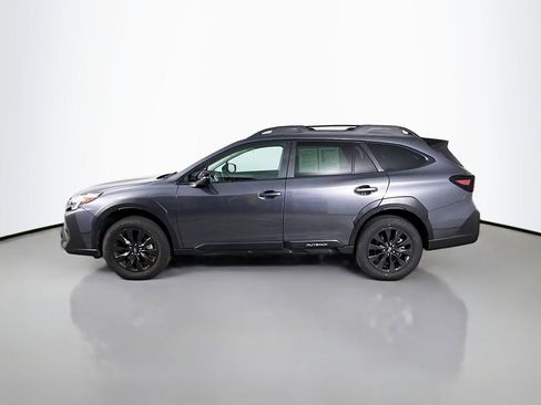 Used 2025 Subaru Outback Onyx Edition AWD/4WD image 4
