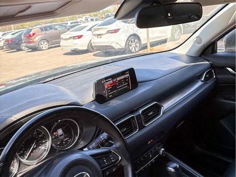 Used 2019 MAZDA CX-5 Touring FWD image 19