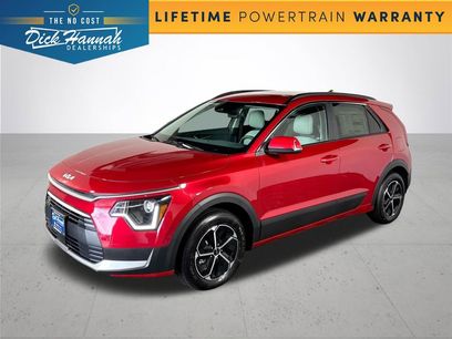 New 2025 Kia Niro EX