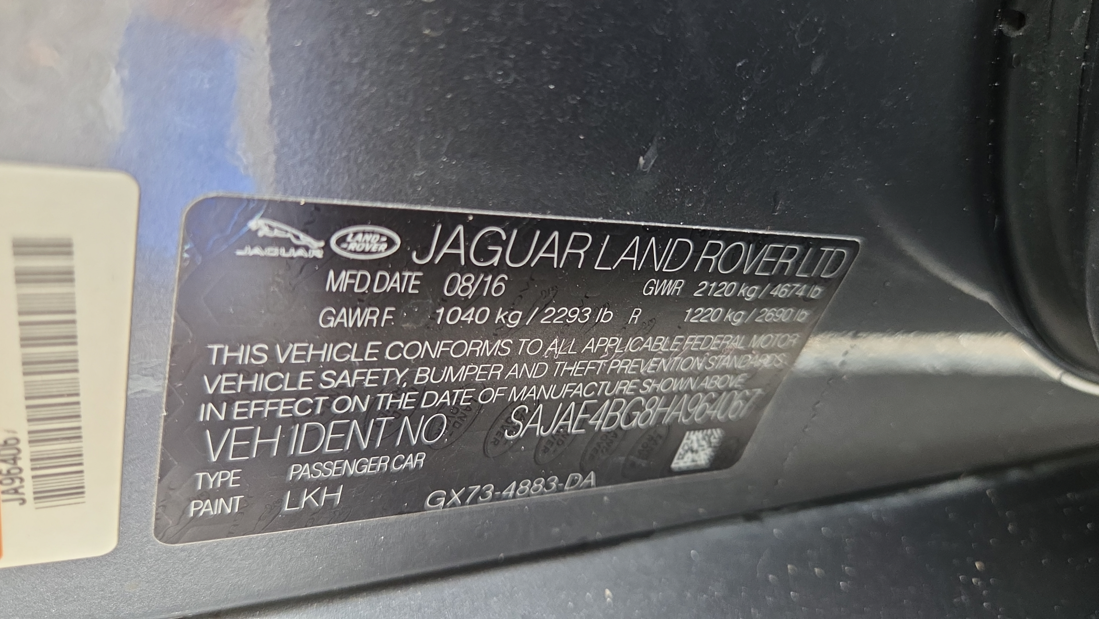 Used 2017 Jaguar XE Prestige RWD image 17