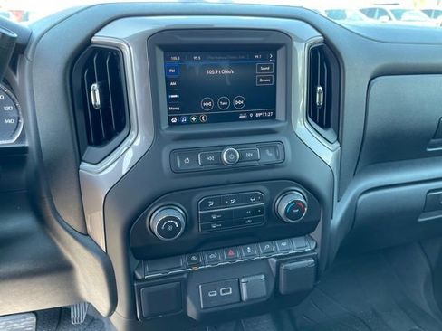Used 2022 Chevrolet Silverado 1500 Custom w/ Safety Confidence Package RWD image 22