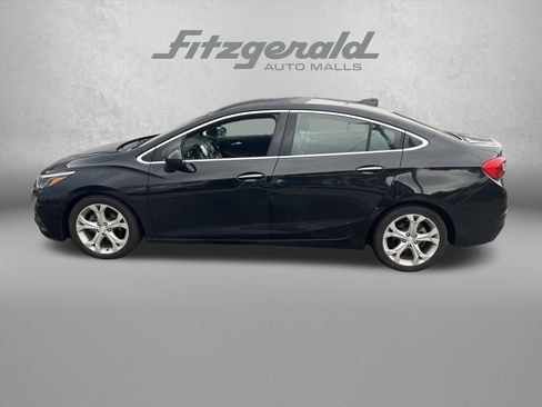 Used 2016 Chevrolet Cruze Premier FWD image 3