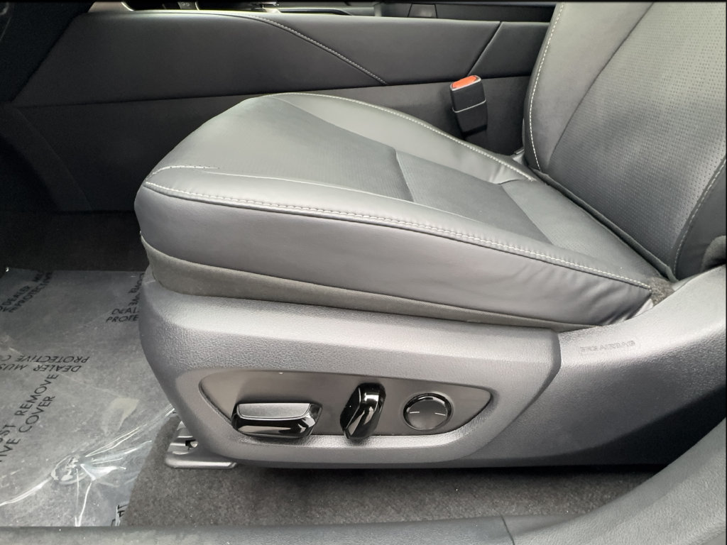 Used 2023 Lexus RX 350 Premium Plus w/ Cold Area Package FWD image 23