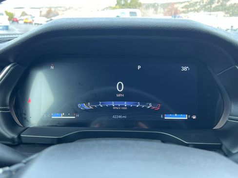 Used 2023 Jeep Grand Cherokee L Laredo image 25