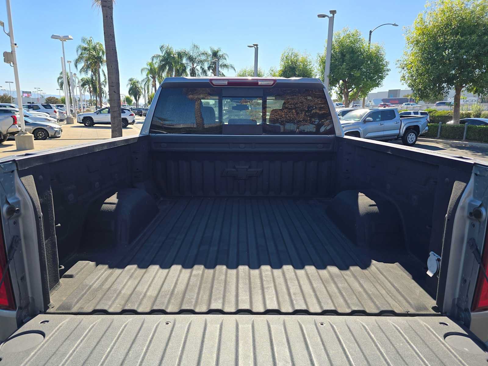 Used 2024 Chevrolet Silverado 1500 LT Trail Boss w/ Convenience Package II AWD/4WD image 14
