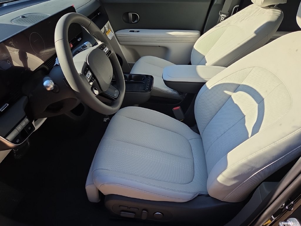 New 2027 Hyundai Ioniq 5 Limited RWD image 5