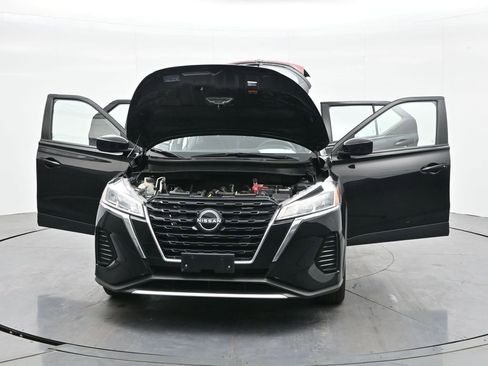 Used 2024 Nissan Kicks SV FWD image 40