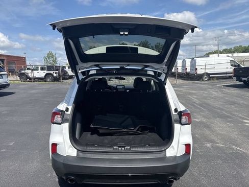 Used 2022 Ford Escape SE w/ SE Sport Appearance Package AWD/4WD image 22