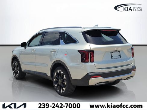New 2026 Kia Sorento EX w/ EX Premium Package FWD image 4